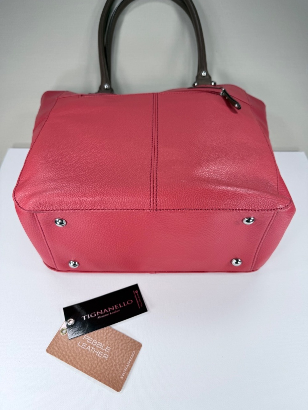 🌟HP🌟 NWT Tignanello Perfect Pockets Leather Medium Tote Bag Tomato Espresso $165 - Picture 3 of 6